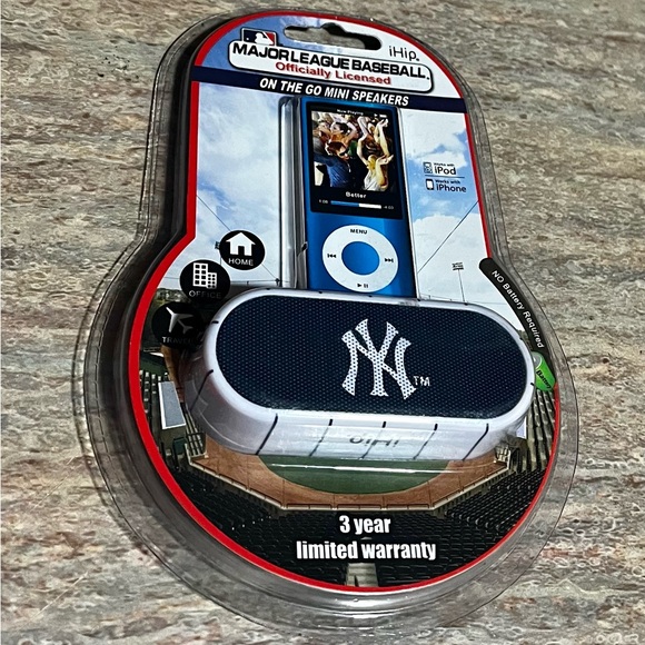 NIB iHIP Major League Baseball on the go mini speakers - Picture 1 of 11
